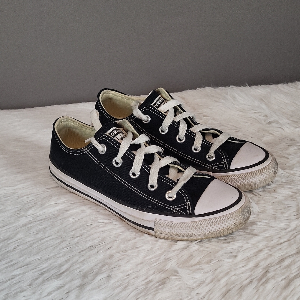 Converse Chuck Taylor All Star Youth Size 13 US